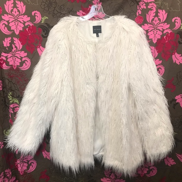 The Limited Jackets & Blazers - The Limited Faux Fur Winter White Jacket
